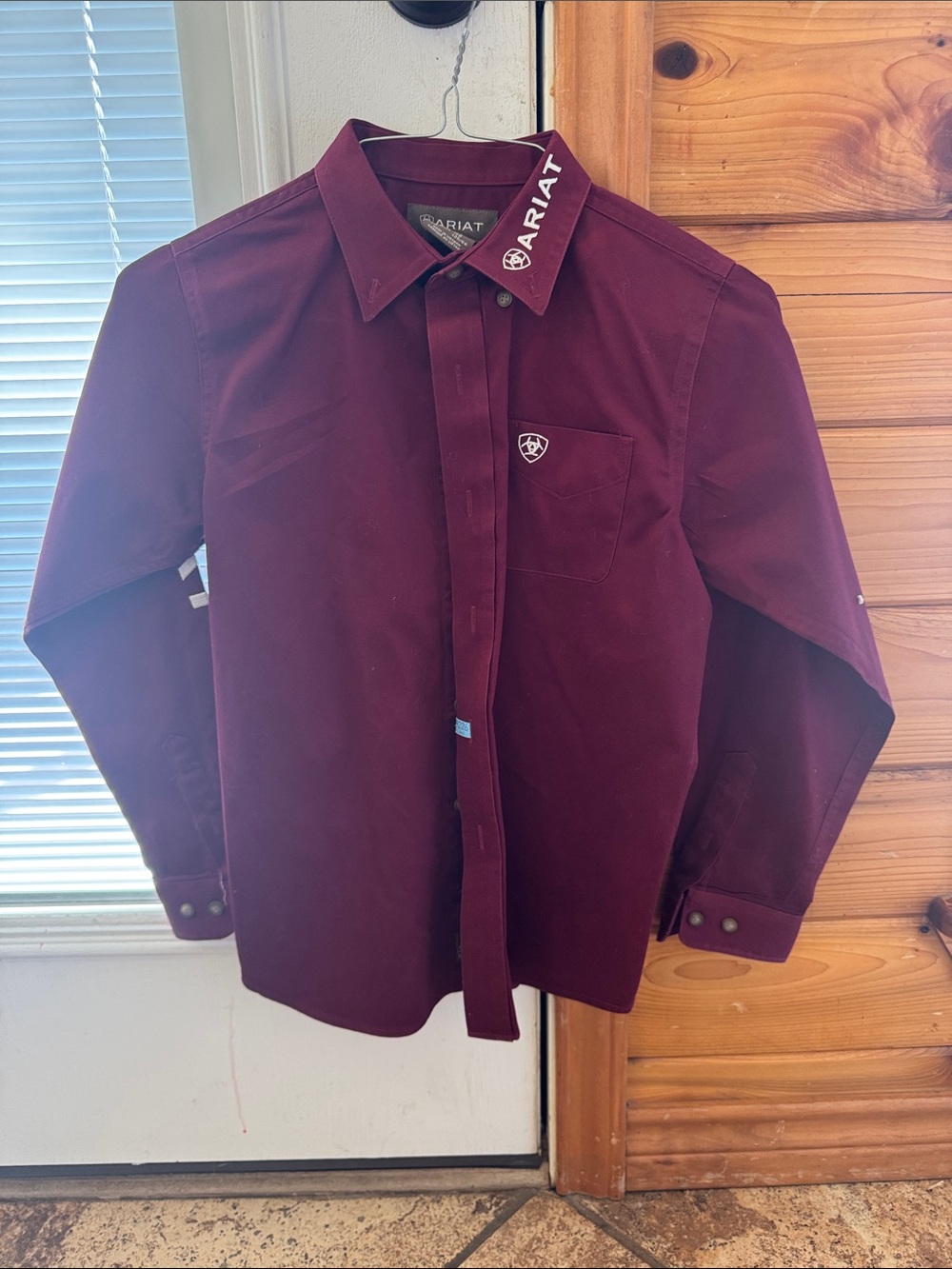 Ariat Men's Maroon Long-Sleeve Button-Down Work Shirt